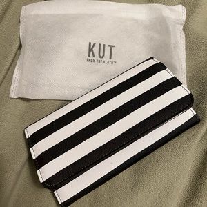 Kut From The Kloth Wallet